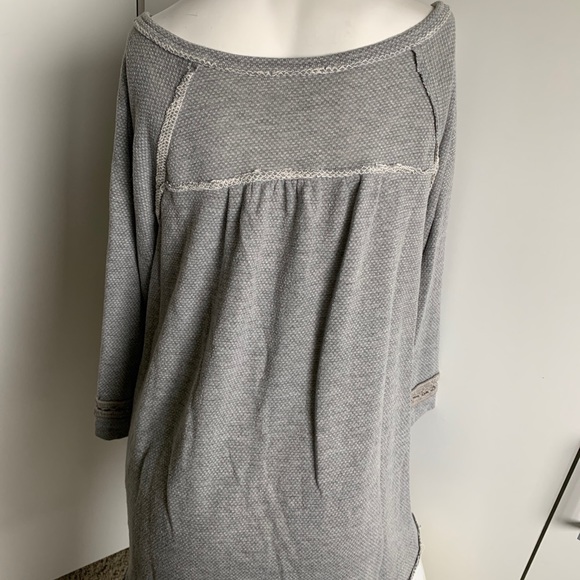 Free People textured tunic 3/4 sleeve V-neck/boat neck pullover - Picture 6 of 6